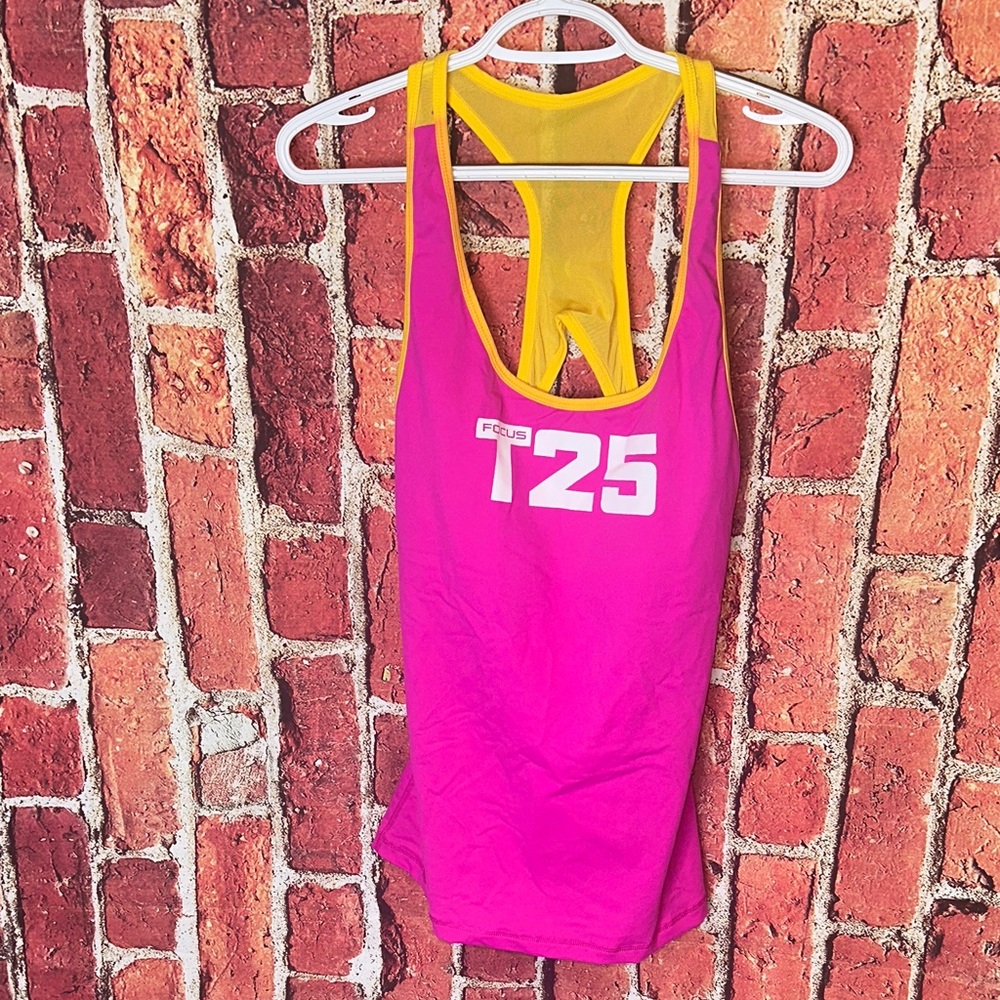 Beachbody Focus T25 Pink Yellow Athletic women’s Tank top size Large
